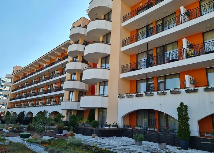 Hrizantema Szálloda 4*