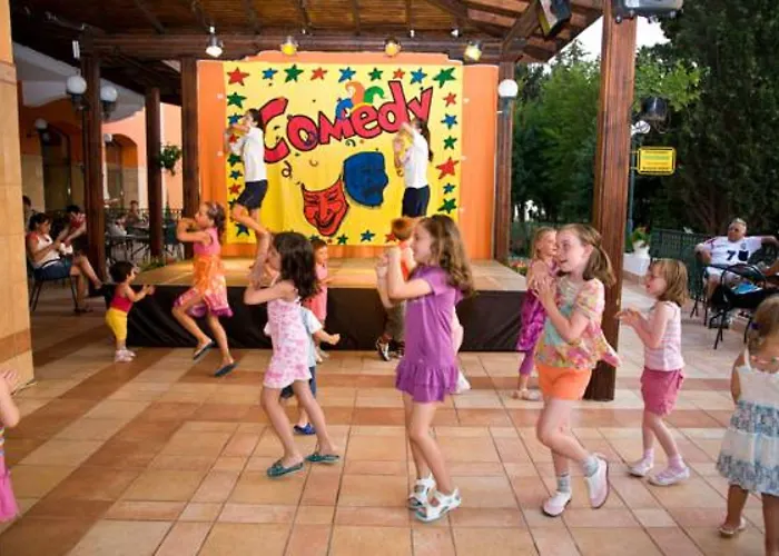 Hrizantema Szálloda 4*