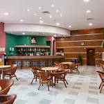 호텔 Hrizantema 4*