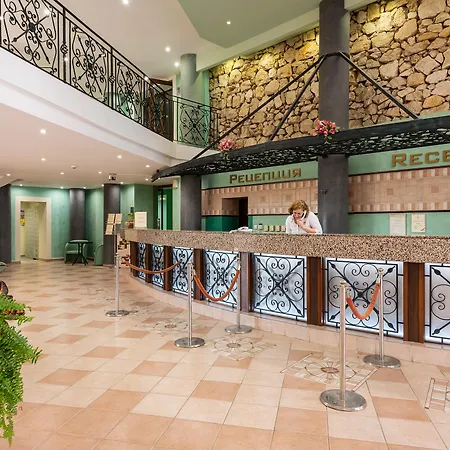 Hotel Hrizantema