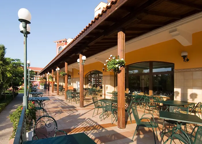 Hrizantema 酒店 4*