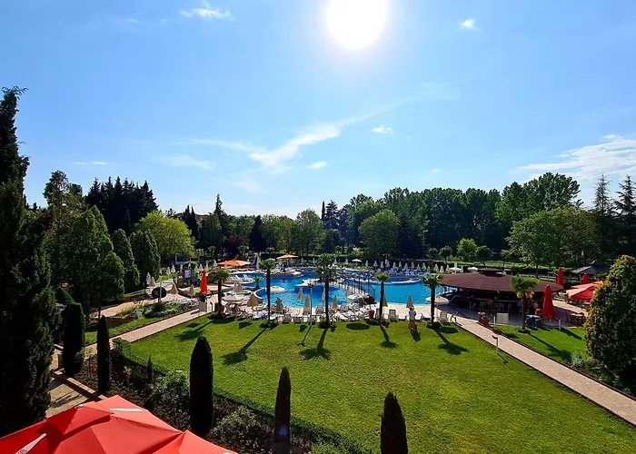 Hrizantema Hotel Słoneczny Brzeg