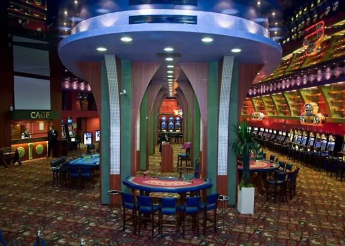 Hrizantema 4* 阳光海滩