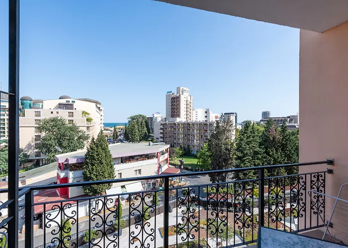 Hrizantema Отель